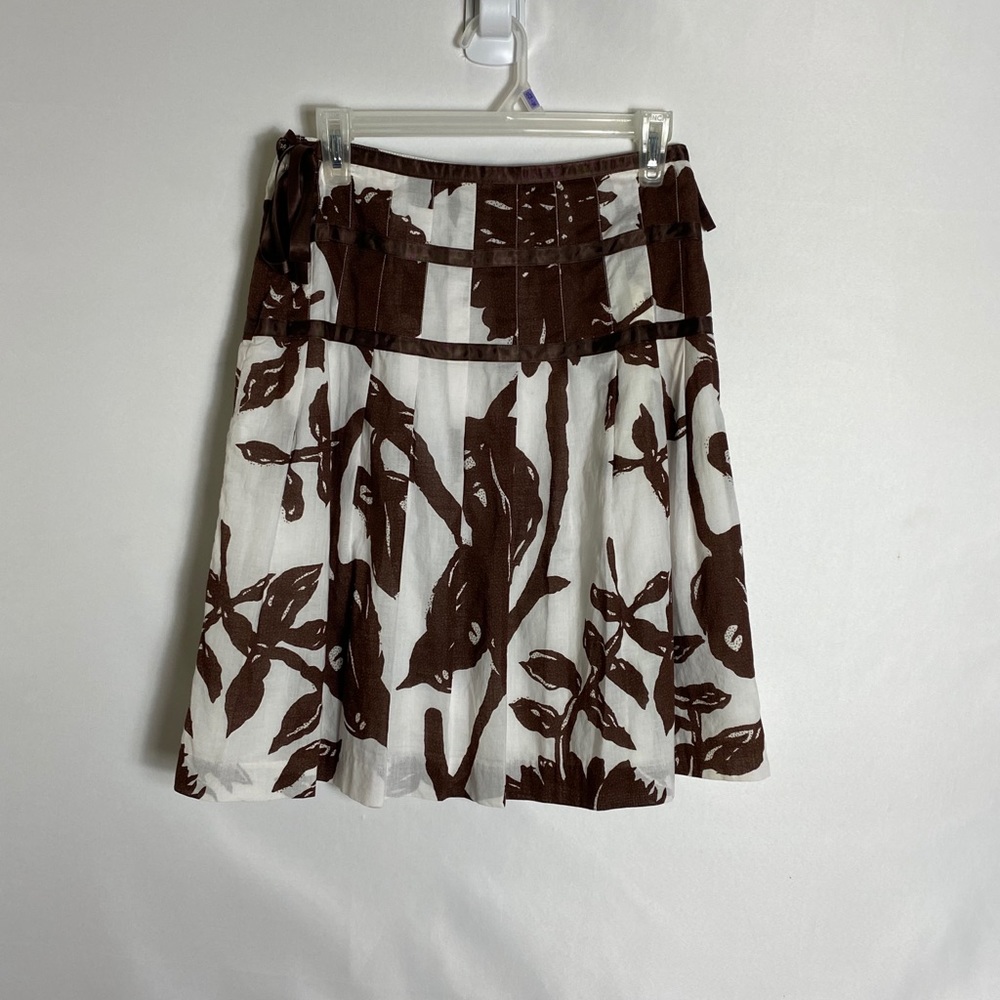 Gap mini skirt